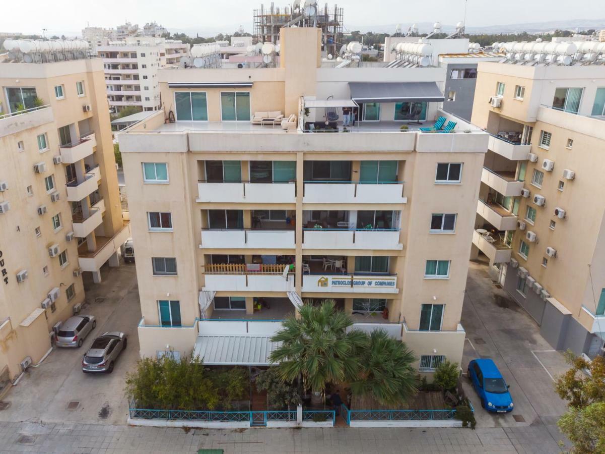 The Coral Penthouse Lägenhet Larnaca Exteriör bild